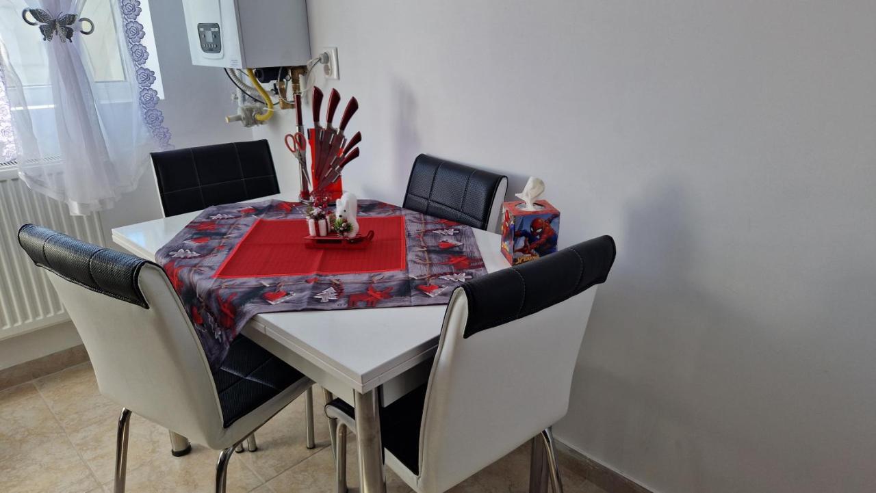 Best Apart Garii- Check In Independent Braşov Buitenkant foto
